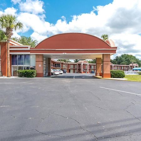 Oyo Hotel Mustang Silver Spring Fl シルバー・スプリングス エクステリア 写真